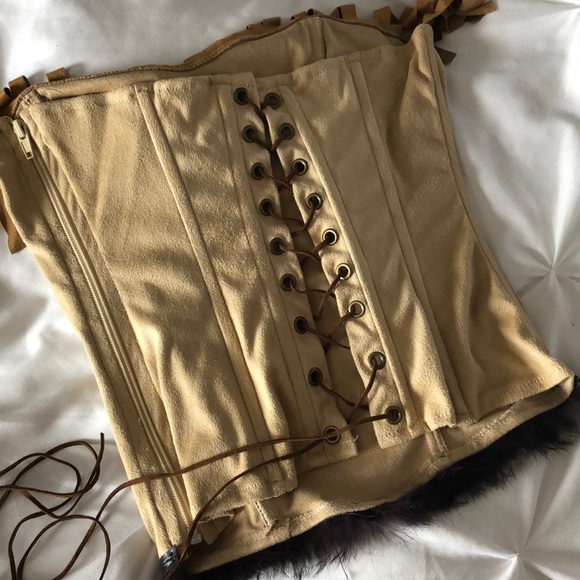 Indian Costume - Picture 6 of 7